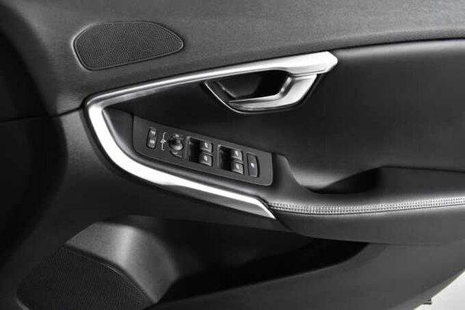 Volvo V40 T2 R-Design Manual