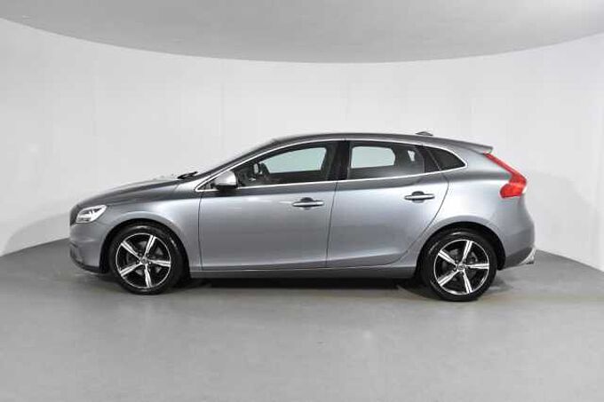 Volvo V40 T2 R-Design Manual