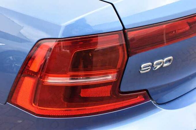 Volvo S90 D4 R-Design Automatic
