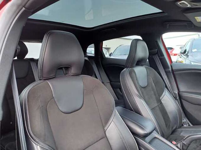 Volvo V40 T2 R-Design Manual