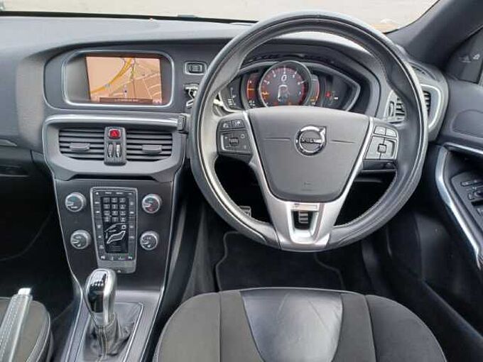 Volvo V40 T2 R-Design Manual