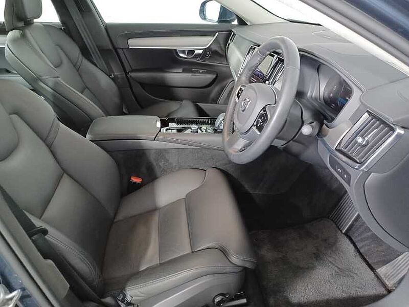 Volvo S90 Recharge Plus, T8 AWD plug-in hybrid, Electric/Petrol, Bright