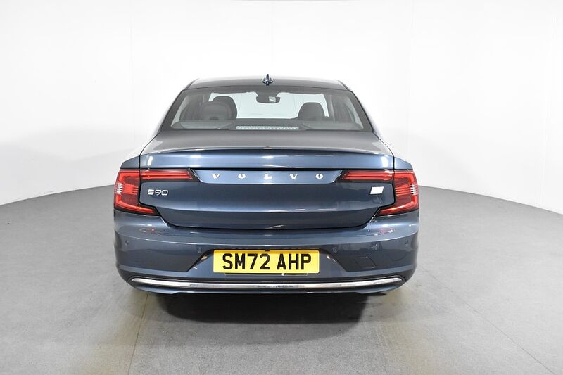 Volvo S90 Recharge Plus, T8 AWD plug-in hybrid, Electric/Petrol, Bright