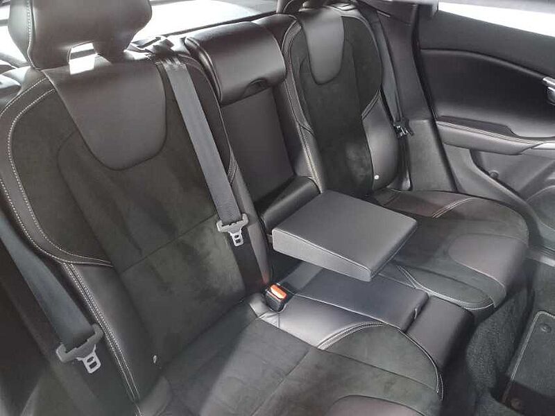 Volvo V40 T2 R-Design Manual