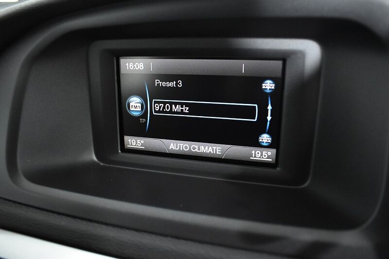 Volvo V40 T2 R-Design Manual