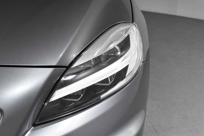 Volvo V40 T2 R-Design Manual