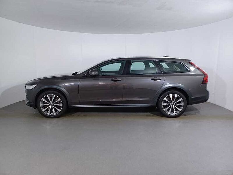 Volvo V90 Cross Country Plus, B5 AWD mild hybrid, Petrol