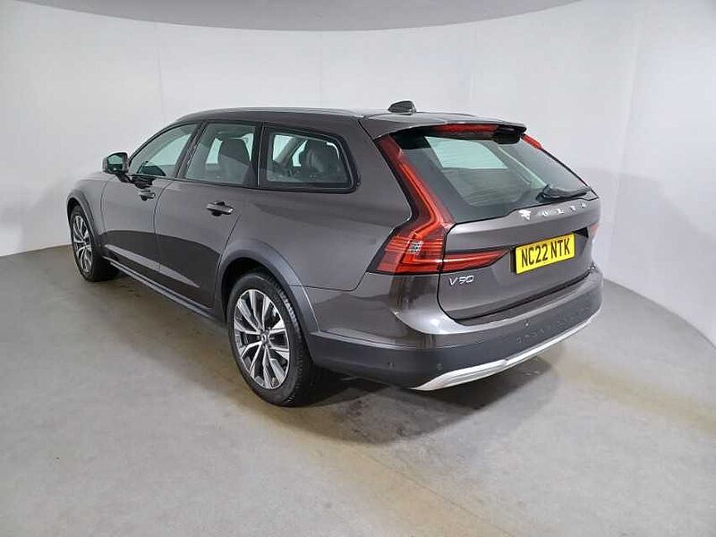 Volvo V90 Cross Country Plus, B5 AWD mild hybrid, Petrol