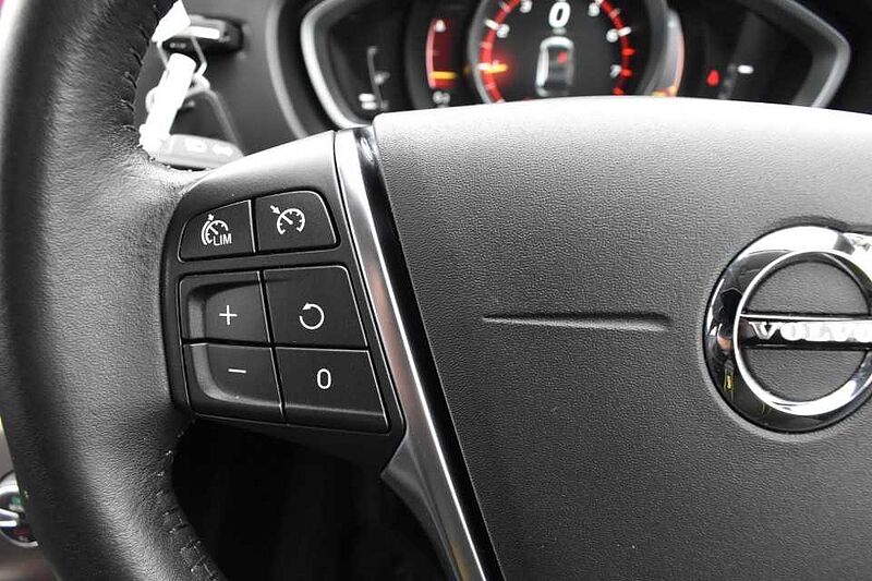 Volvo V40 Cross Country T3 Pro Automatic