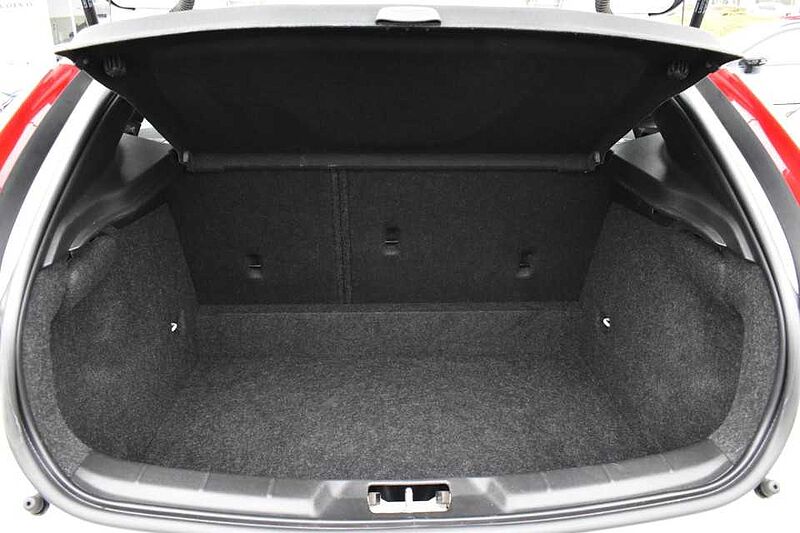 Volvo V40 Cross Country T3 Pro Automatic