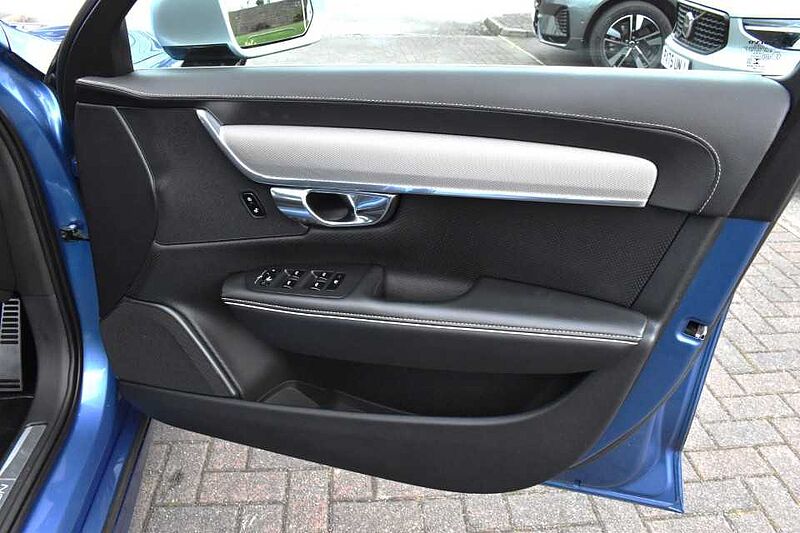 Volvo S90 D4 R-Design Automatic