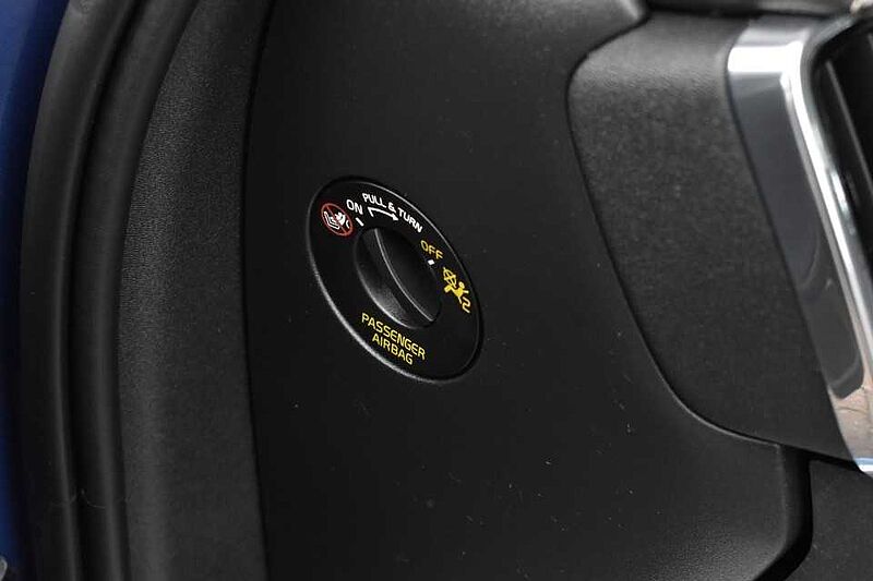 Volvo S90 D4 R-Design Automatic