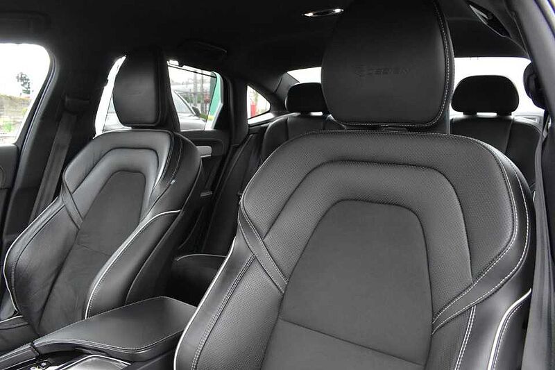 Volvo S90 D4 R-Design Automatic