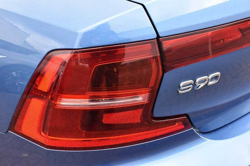 Volvo S90 D4 R-Design Automatic