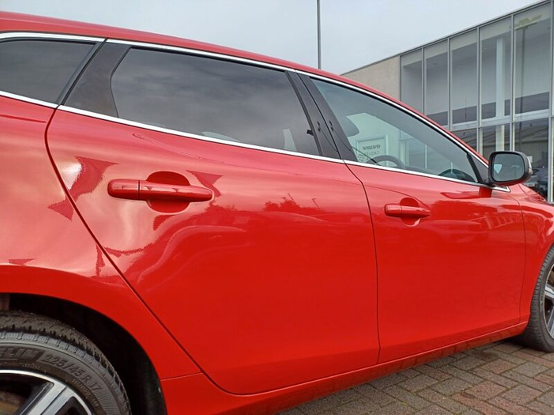 Volvo V40 T2 R-Design Manual