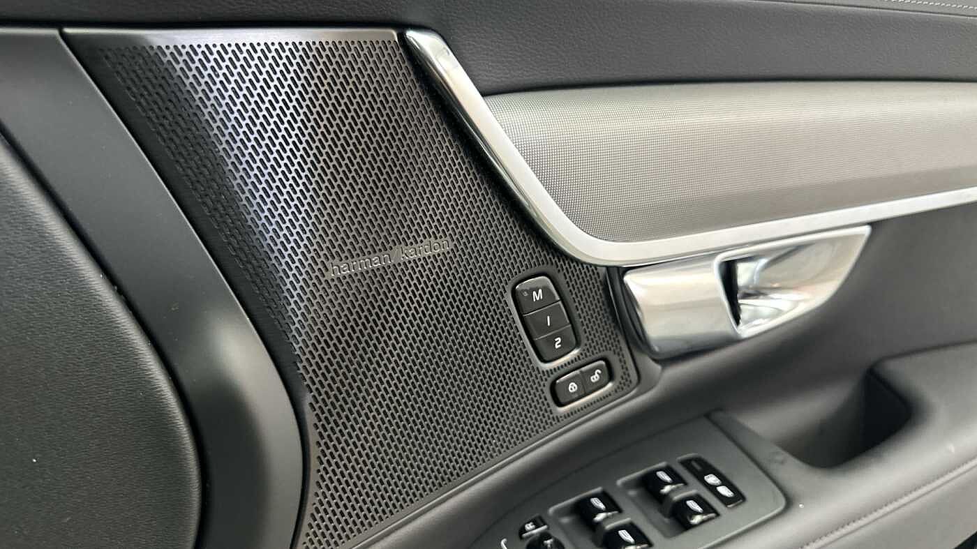 Volvo V90 T6 AWD PHEV Plus Dark