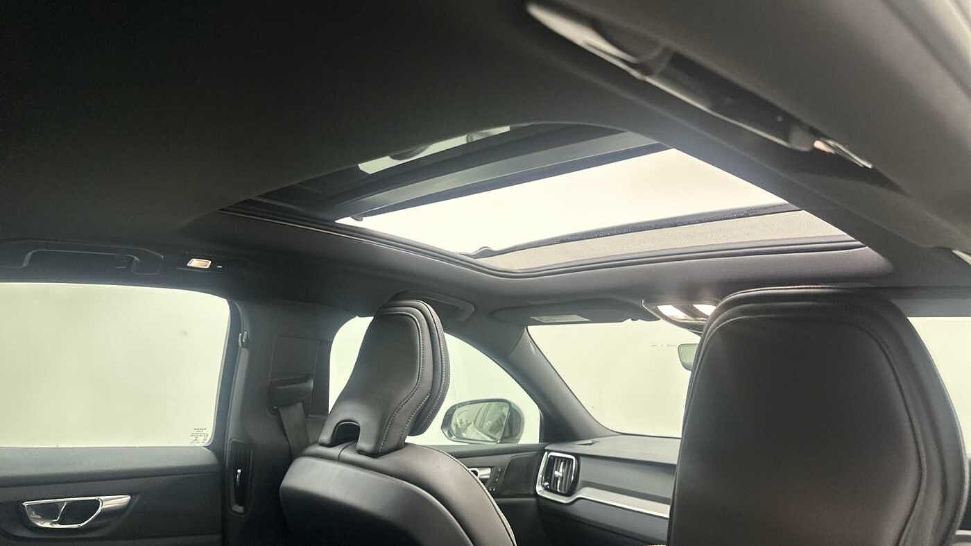 Volvo S60 B5 mild hybrid Petrol Ultimate Dark