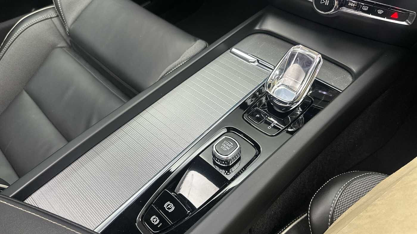 Volvo S60 B5 mild hybrid Petrol Ultimate Dark