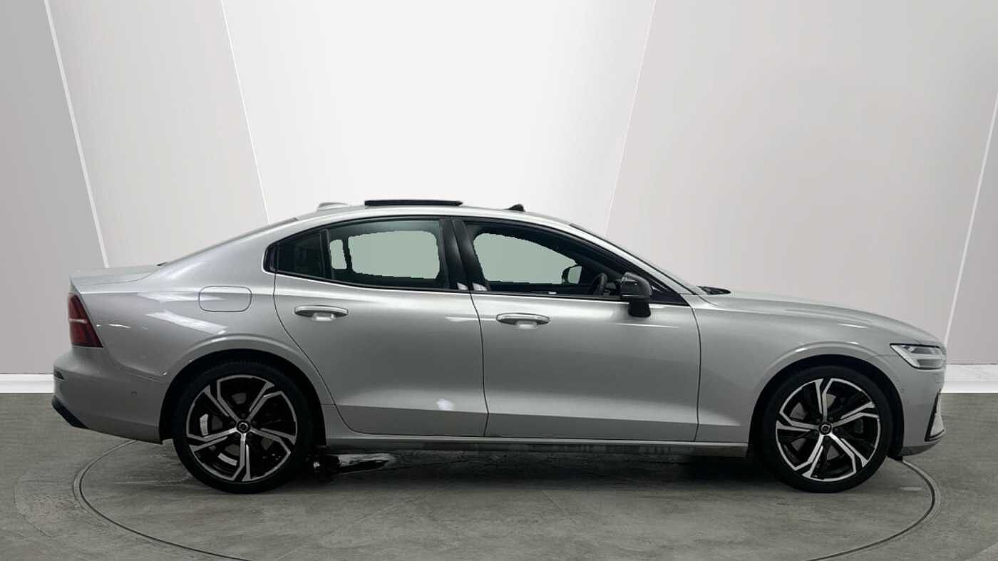 Volvo S60 B5 mild hybrid Petrol Ultimate Dark