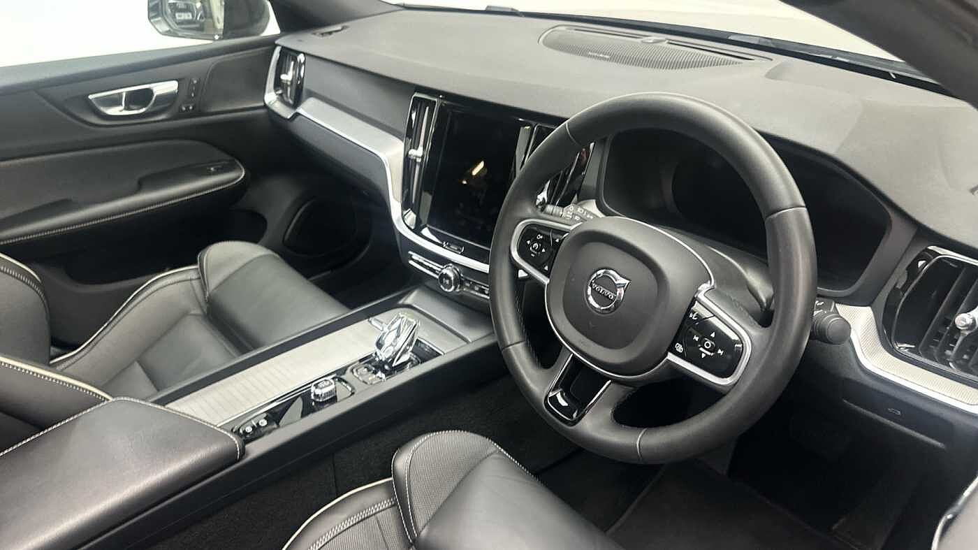 Volvo S60 B5 mild hybrid Petrol Ultimate Dark