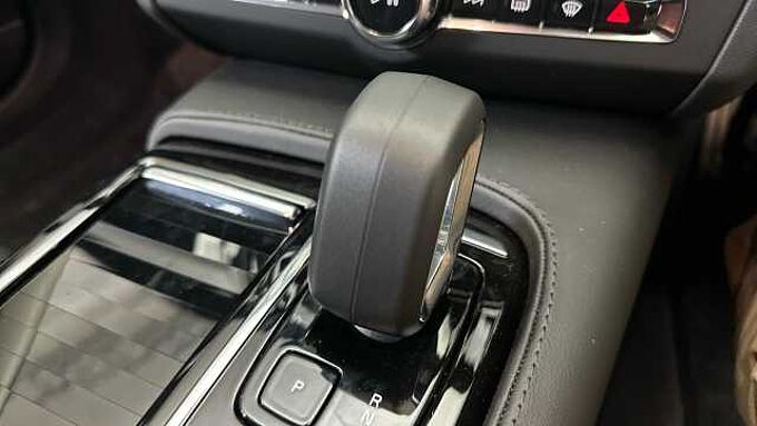 Volvo V90 T6 AWD PHEV Plus Dark