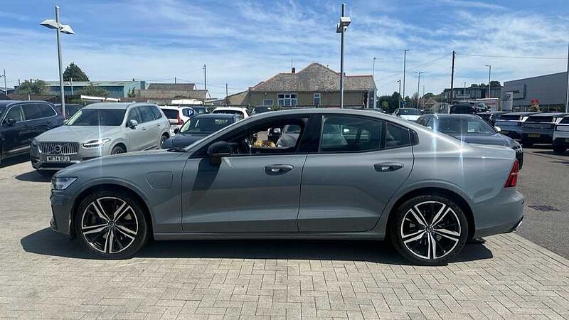 Volvo S60 T8 AWD PHEV Recharge R-Design