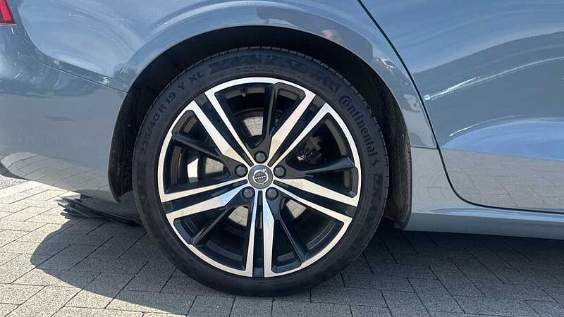 Volvo S60 T8 AWD PHEV Recharge R-Design