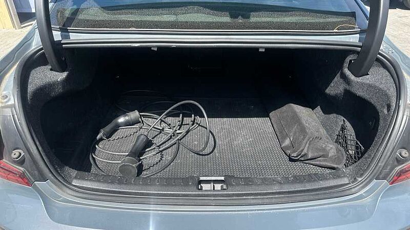 Volvo S60 T8 AWD PHEV Recharge R-Design