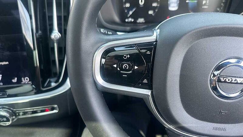 Volvo S60 T8 AWD PHEV Recharge R-Design