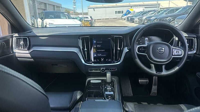 Volvo S60 T8 AWD PHEV Recharge R-Design
