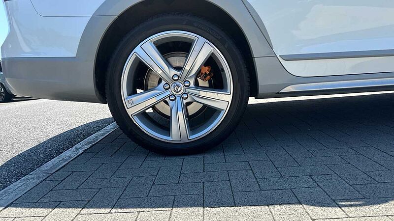 Volvo V90 Cross Country D5 PowerPulse AWD Volvo Ocean Race Automatic