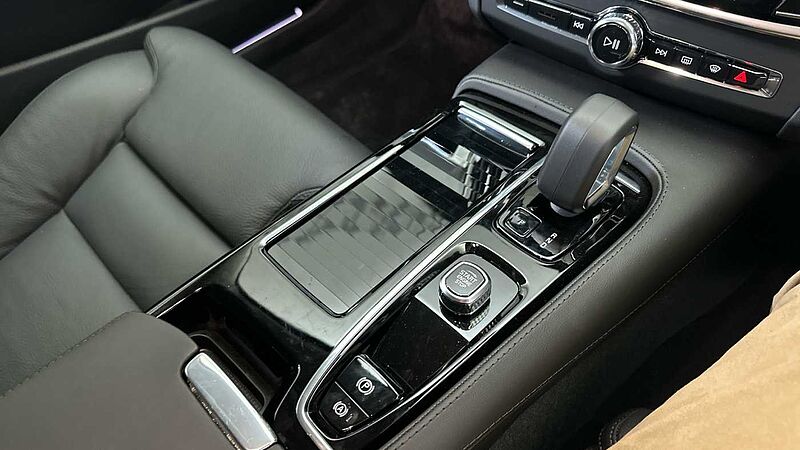 Volvo V90 T6 AWD PHEV Plus Dark