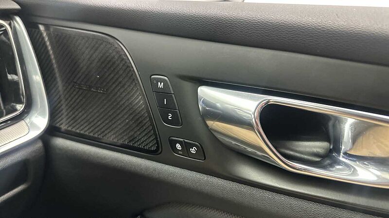 Volvo S60 B5 mild hybrid Petrol Ultimate Dark