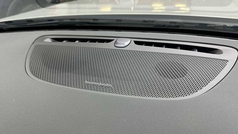 Volvo S60 B5 mild hybrid Petrol Ultimate Dark