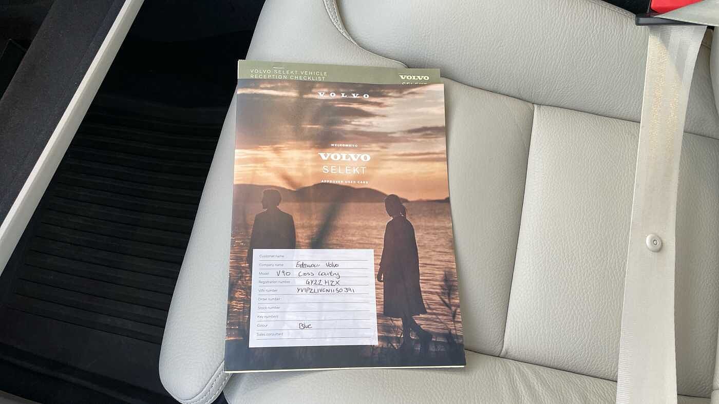 Volvo V90 Cross Country Cross Country B5 AWD Mild Hybrid Petrol