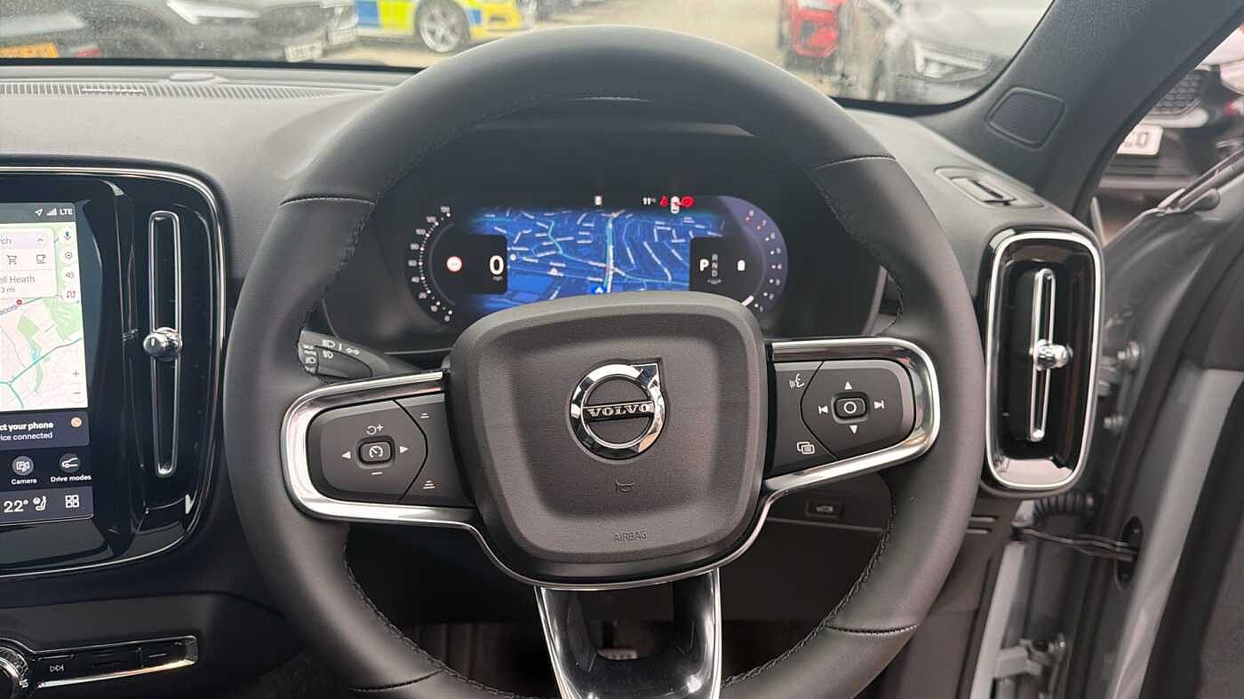 Volvo XC40 Black Edition Ultra, B4 Mild hybrid, Petrol