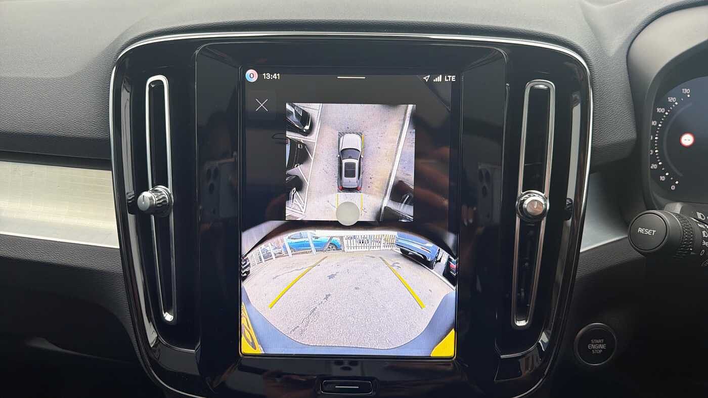 Volvo XC40 Black Edition Ultra, B4 Mild hybrid, Petrol