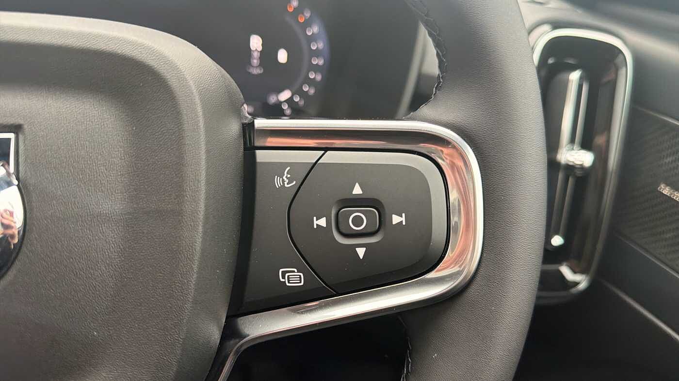 Volvo XC40 Black Edition Ultra, B4 Mild hybrid, Petrol