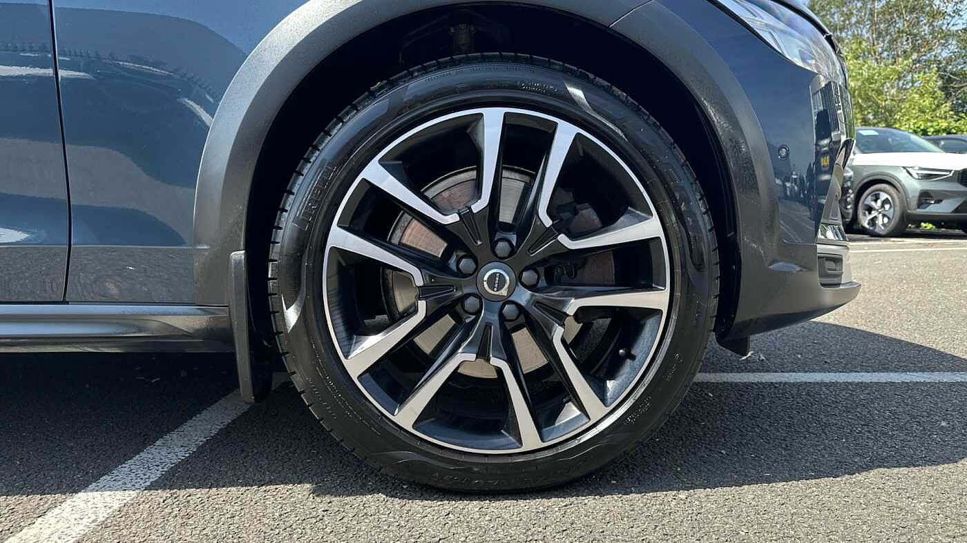 Volvo V90 Cross Country Country, B5 AWD mild hybrid