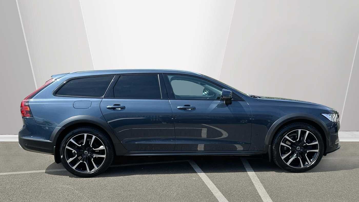Volvo V90 Cross Country Country, B5 AWD mild hybrid