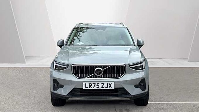 Volvo XC40 Ultra, B3 Mild hybrid, Petrol, Bright