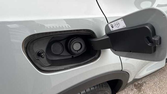 Volvo XC40 Ultra, B3 Mild hybrid, Petrol, Bright