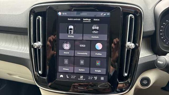 Volvo XC40 Ultra, B3 Mild hybrid, Petrol, Bright