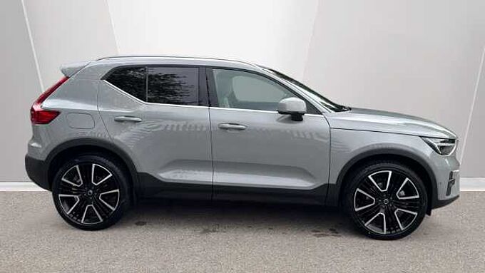 Volvo XC40 Ultra, B3 Mild hybrid, Petrol, Bright