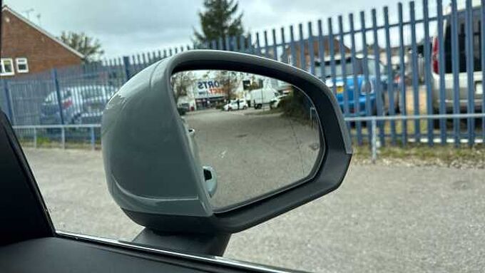 Volvo XC40 Ultra, B3 Mild hybrid, Petrol, Bright