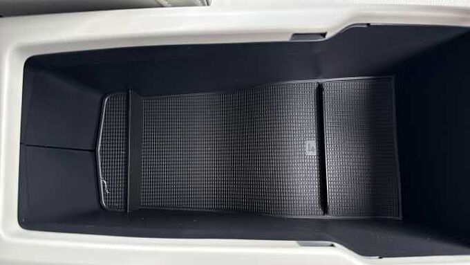 Volvo XC40 Ultra, B3 Mild hybrid, Petrol, Bright