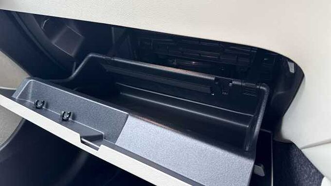 Volvo XC40 Ultra, B3 Mild hybrid, Petrol, Bright