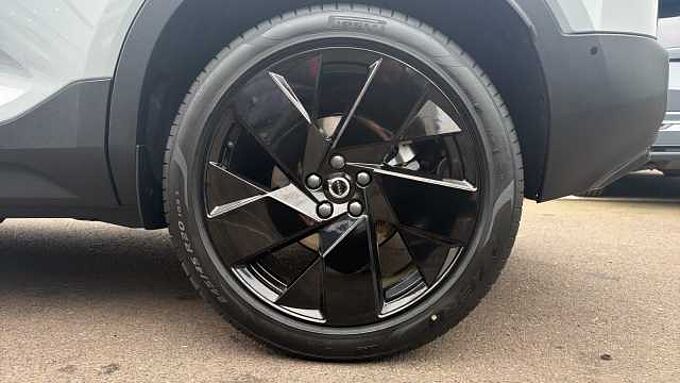 Volvo XC40 Black Edition Ultra, B4 Mild hybrid, Petrol