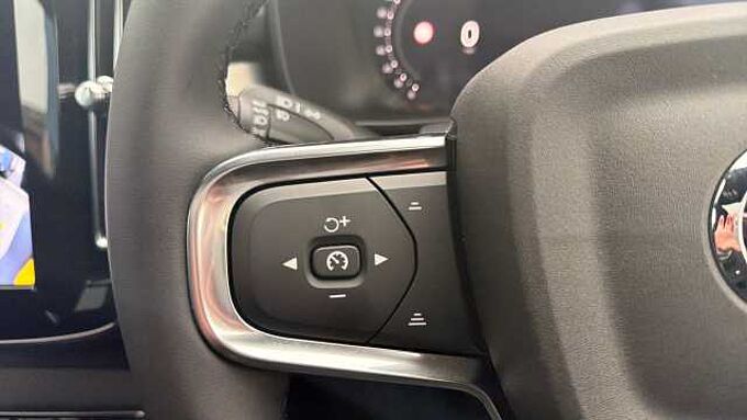 Volvo XC40 Black Edition Ultra, B4 Mild hybrid, Petrol