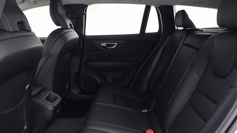 Volvo V60 Cross Country Cross Country B5 AWD mild hybrid